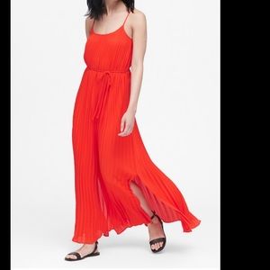 Banana Republic pleated maxi dress